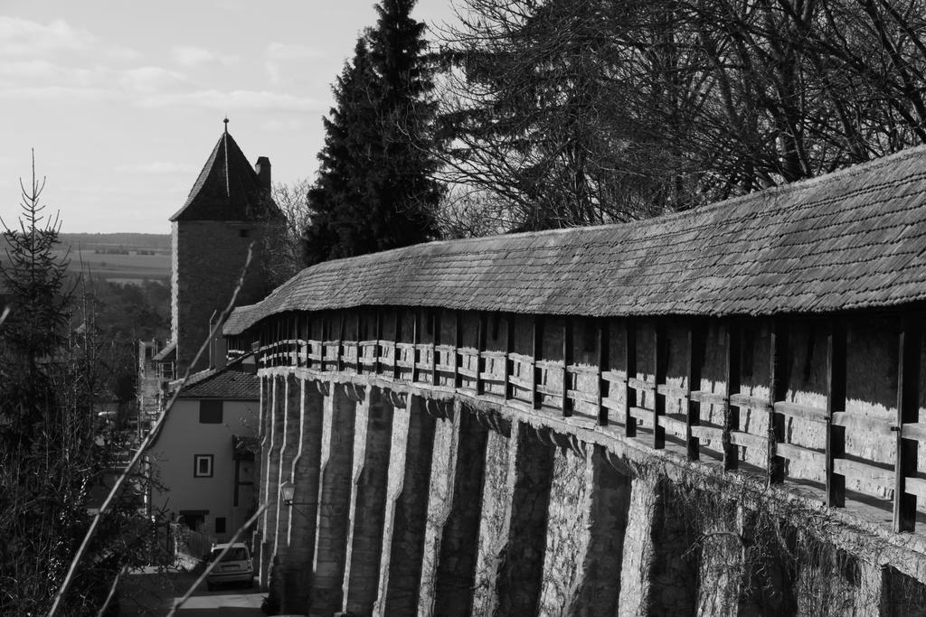 Ferienwohnung Taubertal Familie Arold 克雷格林根 外观 照片