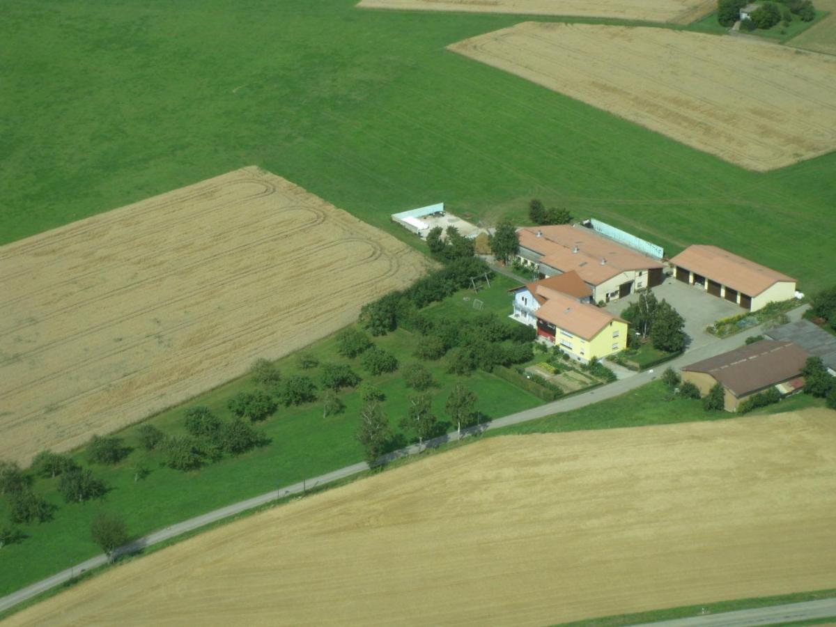 Ferienwohnung Taubertal Familie Arold 克雷格林根 外观 照片